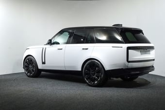 2026 Land Rover Range Rover at Duncan & Ebbett Hamilton