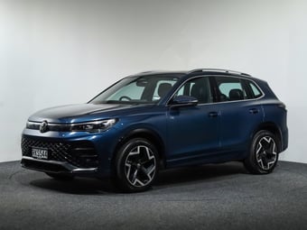 2025 Volkswagen Tiguan at Ebbett Volkswagen & Škoda Hamilton