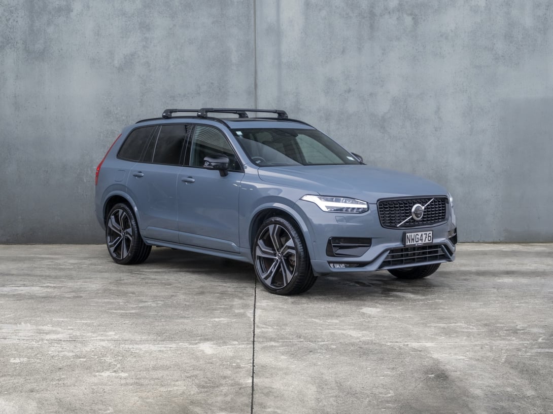 2021 Volvo XC90 at Ebbett Prestige Tauranga