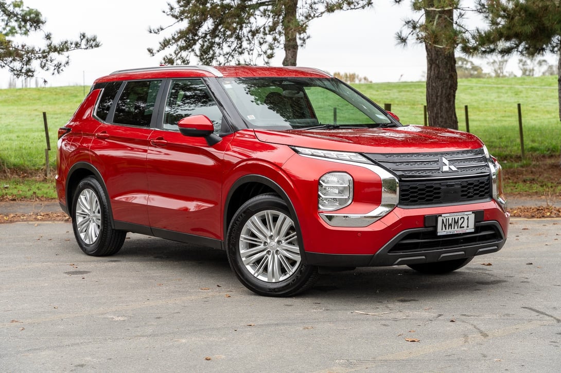 2021 Mitsubishi Outlander at Jim Wright