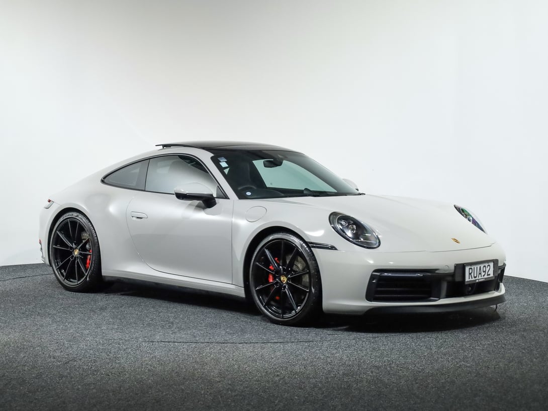 2019 Porsche 911 at Ebbett Volkswagen & Škoda Hamilton
