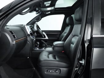 2020 Toyota Land Cruiser at Duncan & Ebbett Hamilton