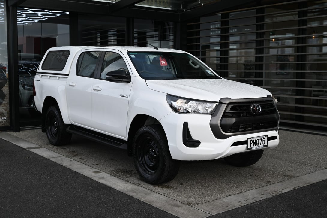 2022 Toyota Hilux at Ebbett Toyota Hamilton