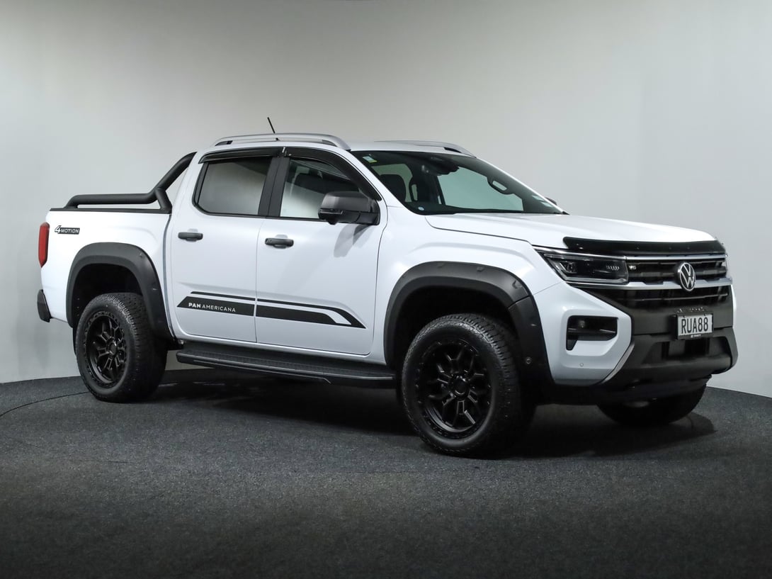 2026 Volkswagen Amarok at Ebbett Volkswagen & Škoda Hamilton