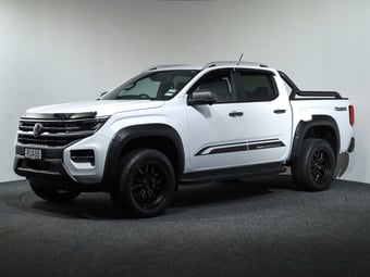 2026 Volkswagen Amarok at Ebbett Volkswagen & Škoda Hamilton