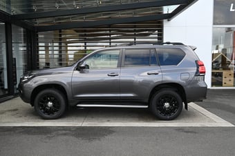 2018 Toyota Land Cruiser at Ebbett Toyota Hamilton
