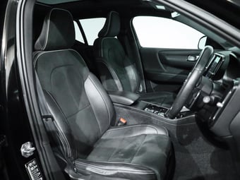 2019 Volvo XC40 at Ebbett Hamilton