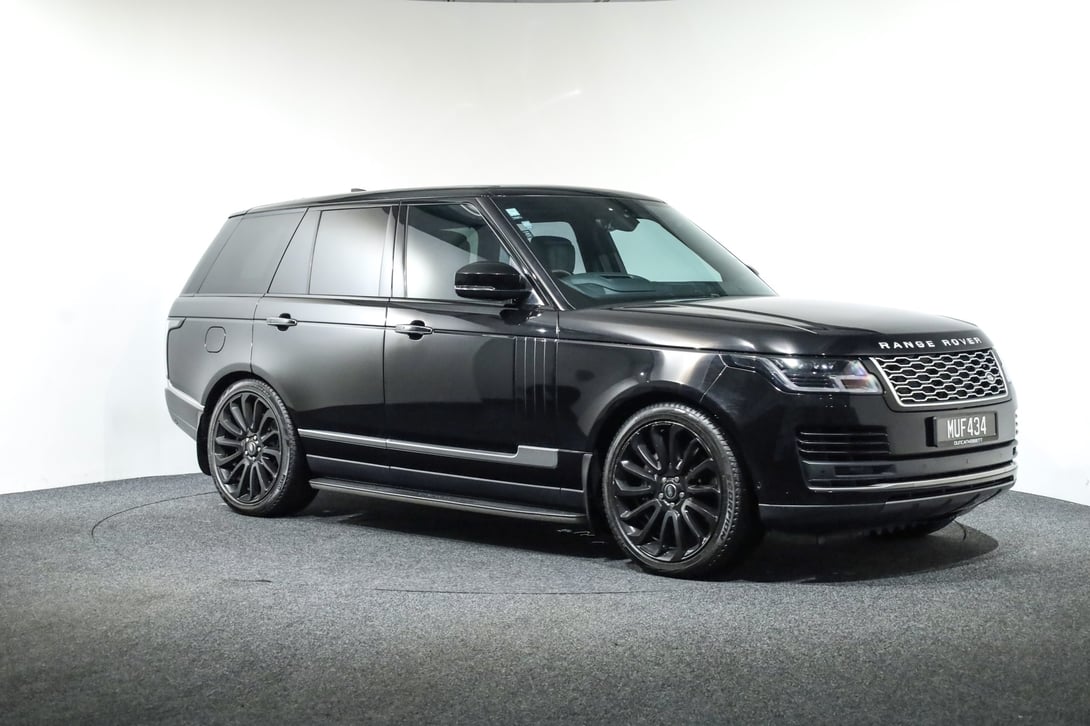 2021 Land Rover Range Rover at Duncan & Ebbett Hamilton