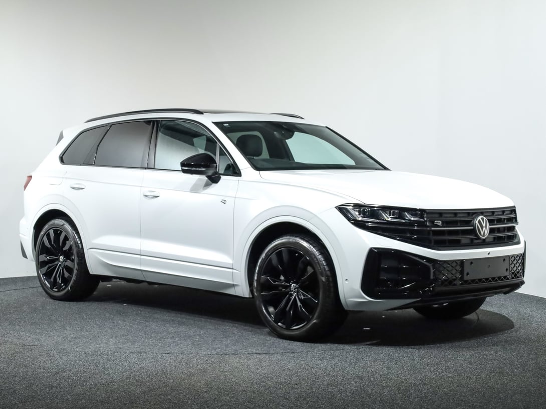 2026 Volkswagen Touareg at Ebbett Volkswagen & Škoda Hamilton
