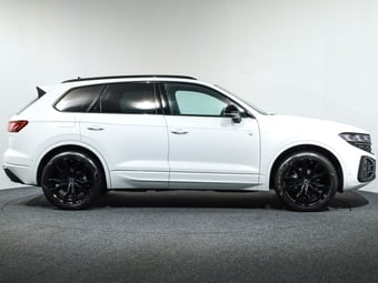 2026 Volkswagen Touareg at Ebbett Volkswagen & Škoda Hamilton