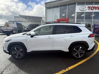 2023 Toyota Corolla Cross at Ebbett Toyota Te Awamutu