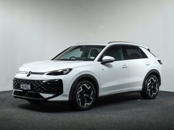 2026 Volkswagen T-Roc at Ebbett Volkswagen & Škoda Hamilton
