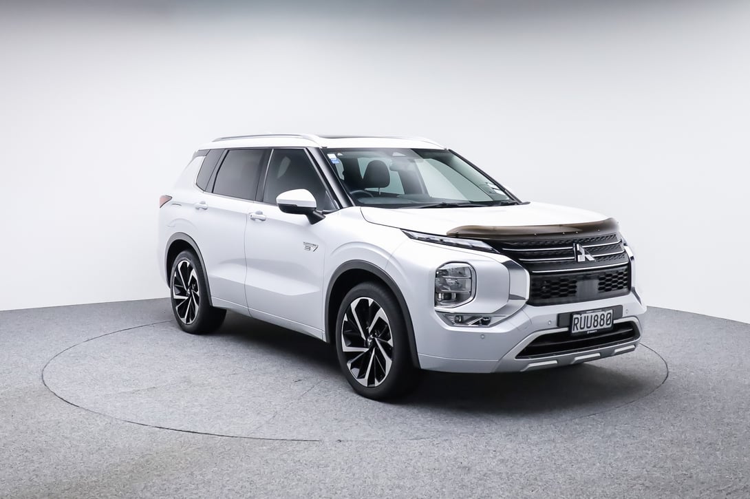 2022 Mitsubishi Outlander at Ebbett Pukekohe
