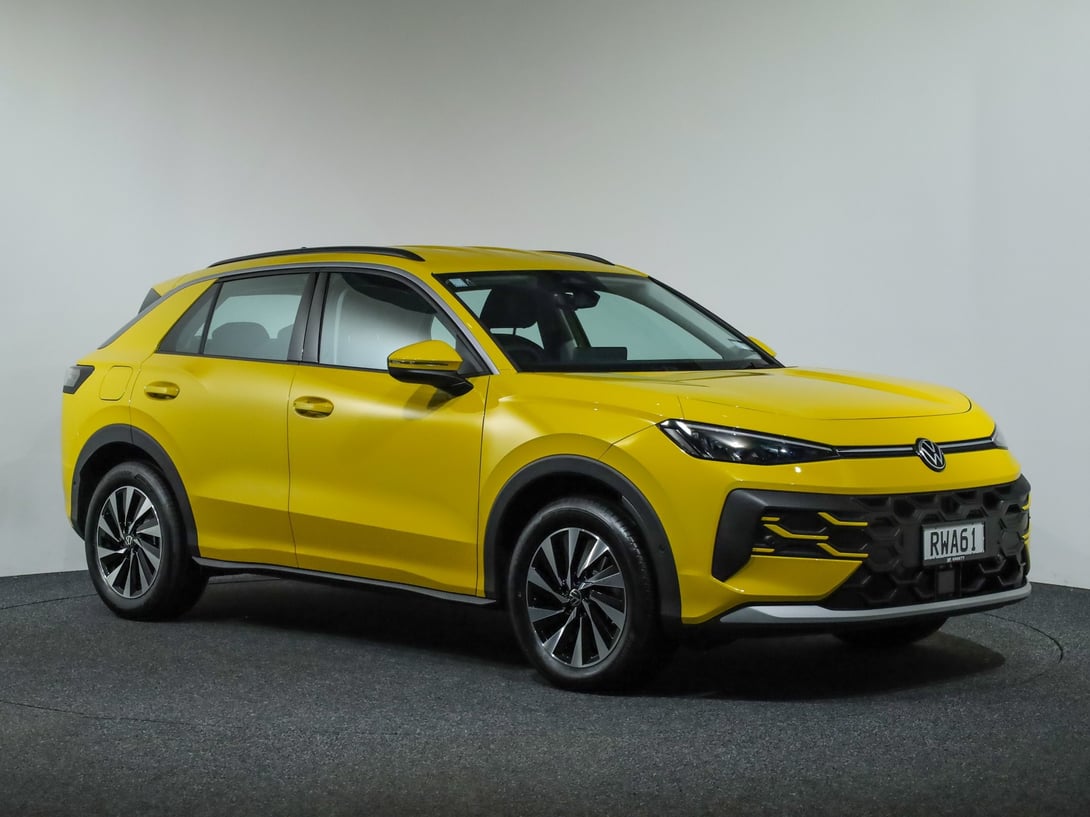 2026 Volkswagen T-Roc at Ebbett Volkswagen & Škoda Hamilton