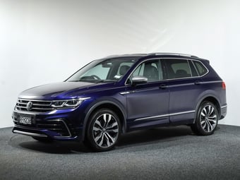 2025 Volkswagen Tiguan Allspace at Ebbett Volkswagen & Škoda Hamilton