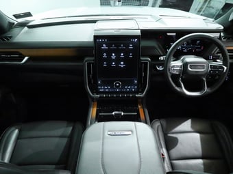 2025 GMC Yukon at Ebbett Hamilton