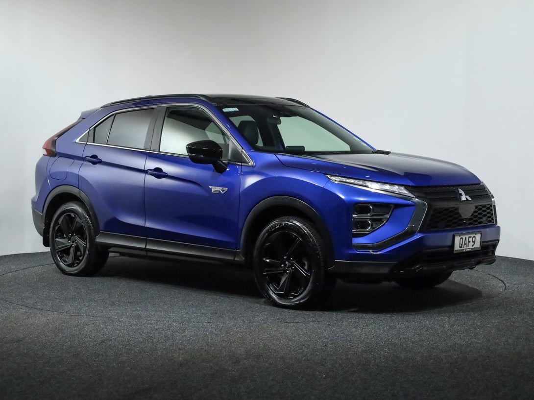 2023 Mitsubishi Eclipse at Ebbett Hamilton