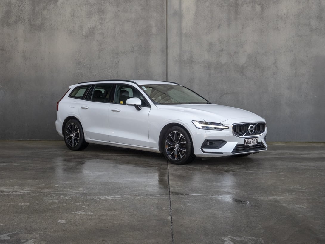 2020 Volvo V60 at Ebbett Prestige Tauranga
