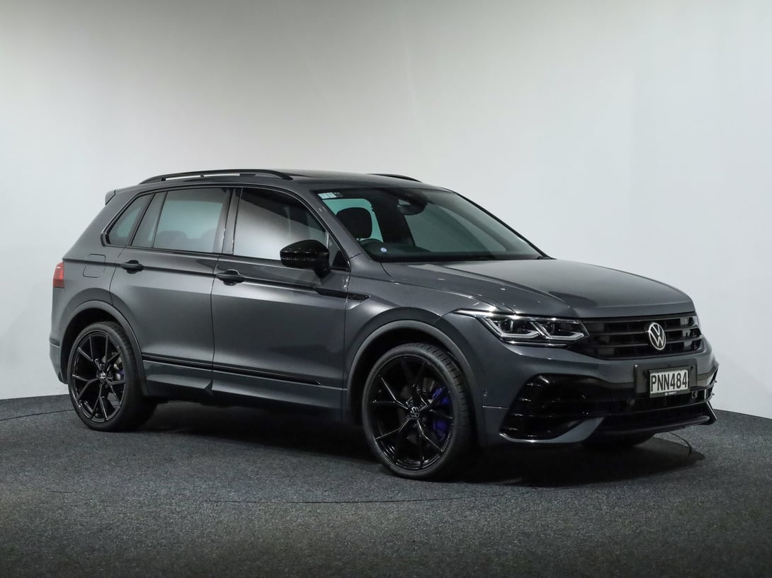 2022 Volkswagen Tiguan at Ebbett Volkswagen & Škoda Hamilton