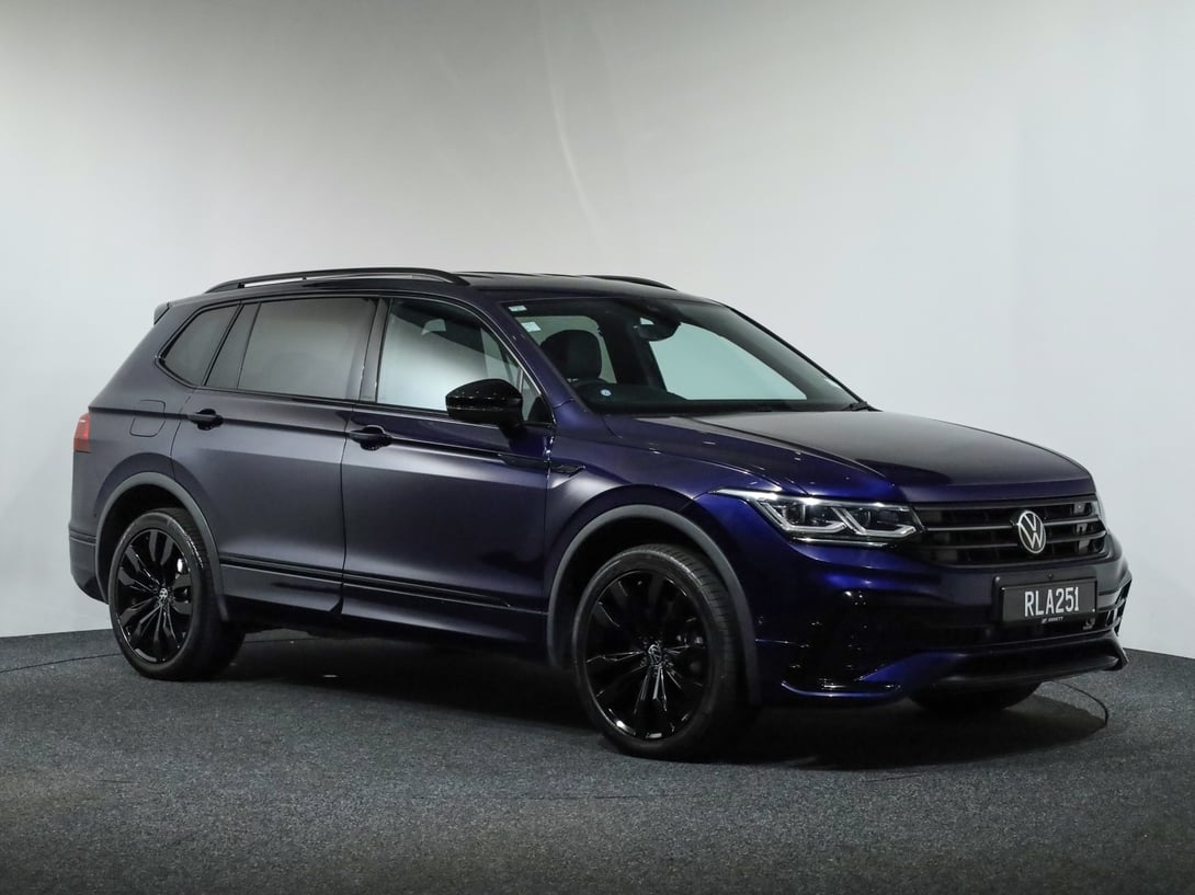 2025 Volkswagen Tiguan Allspace at Ebbett Volkswagen & Škoda Hamilton