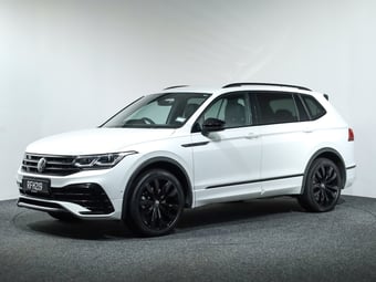 2025 Volkswagen Tiguan Allspace at Ebbett Volkswagen & Škoda Hamilton