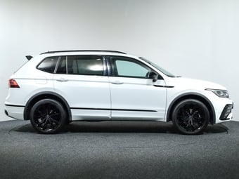 2025 Volkswagen Tiguan Allspace at Ebbett Volkswagen & Škoda Hamilton