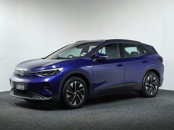 2023 Volkswagen ID.4 at Ebbett Volkswagen & Škoda Hamilton
