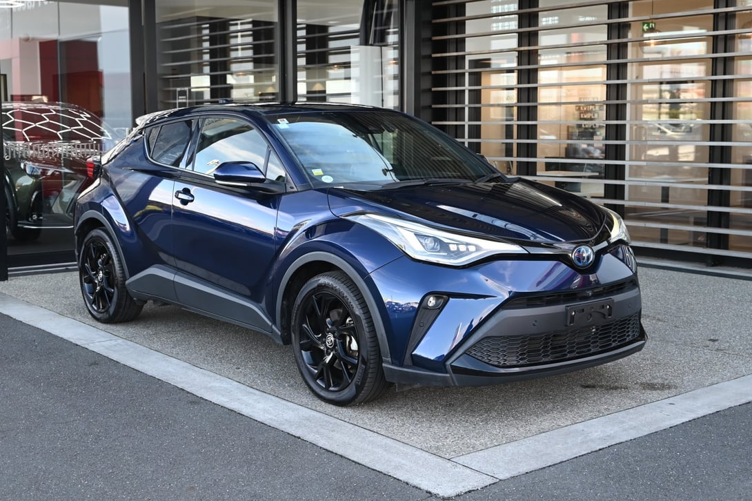 2020 Toyota C-HR at Ebbett Toyota Hamilton