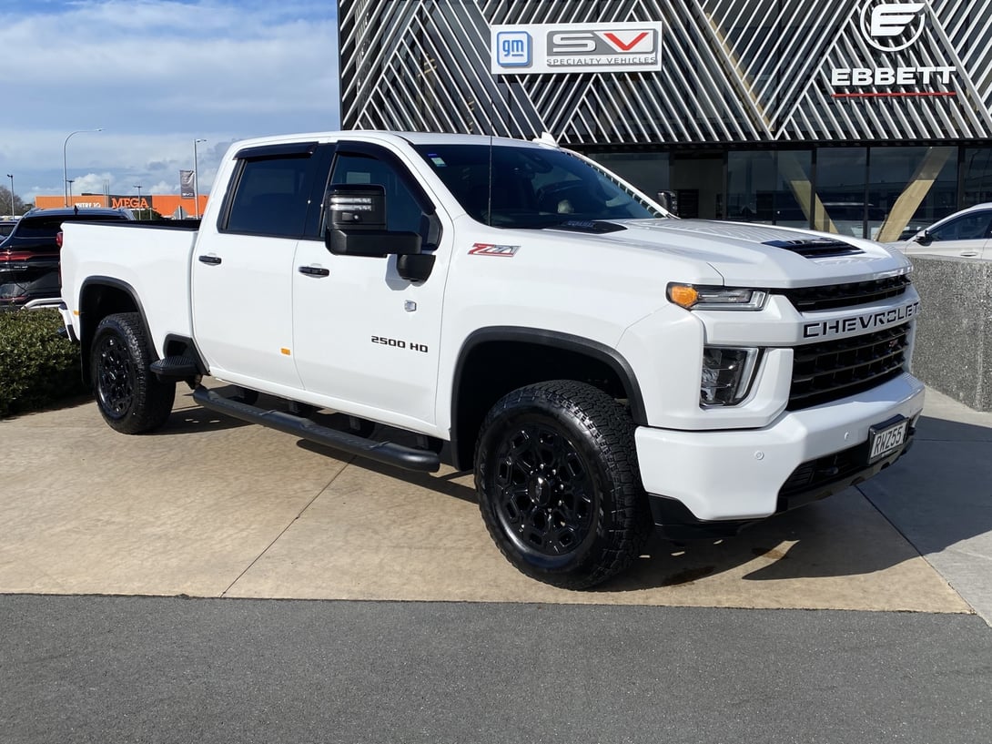 2022 Chevrolet Silverado at Ebbett Hamilton