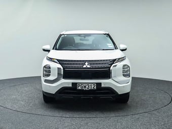 2022 Mitsubishi Outlander at Ebbett Rotorua