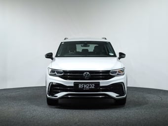 2025 Volkswagen Tiguan Allspace at Ebbett Volkswagen & Škoda Hamilton