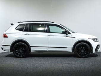 2025 Volkswagen Tiguan Allspace at Ebbett Volkswagen & Škoda Hamilton