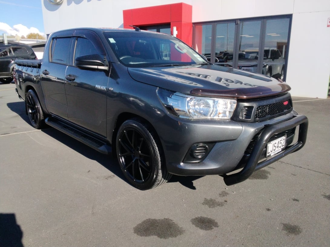2018 Toyota Hilux at Ebbett Toyota Morrinsville