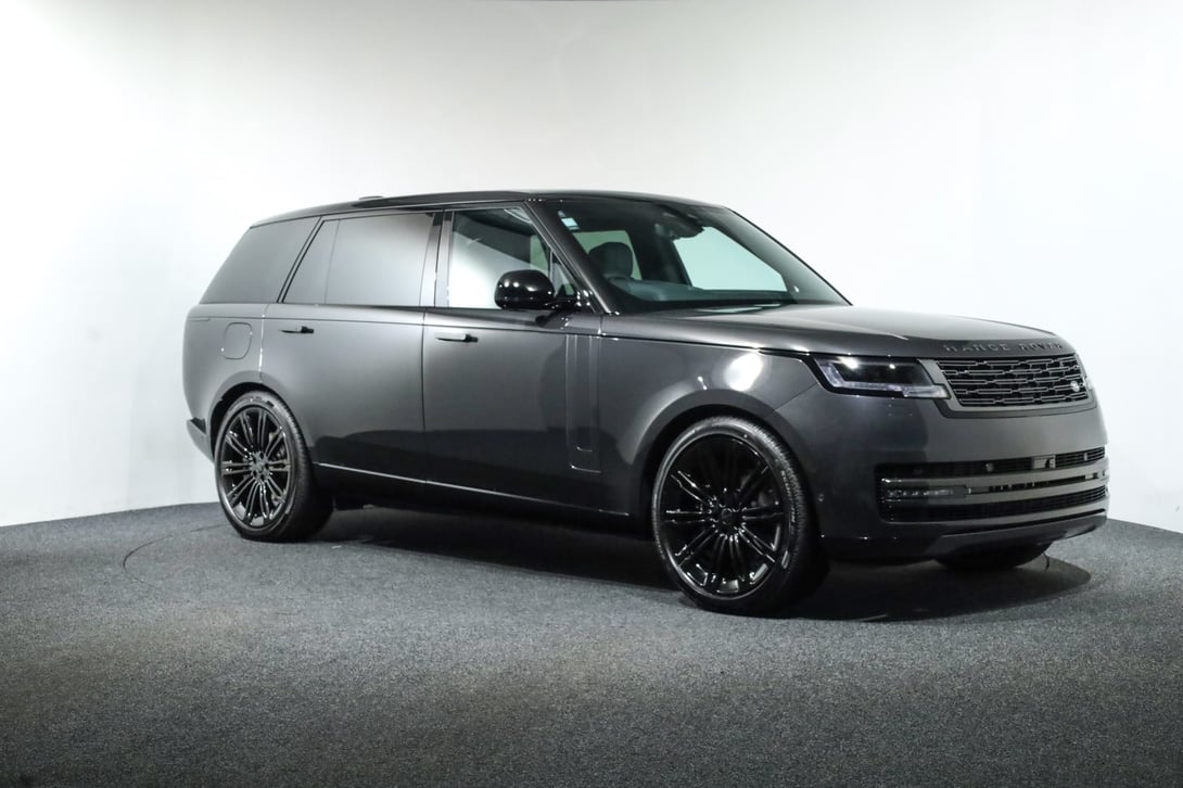 2026 Land Rover Range Rover at Duncan & Ebbett Hamilton