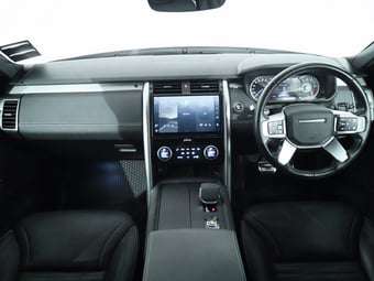 2022 Land Rover Discovery at Duncan & Ebbett Hamilton