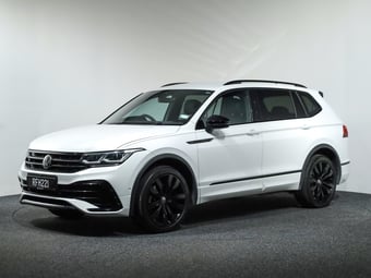 2025 Volkswagen Tiguan at Ebbett Volkswagen & Škoda Hamilton
