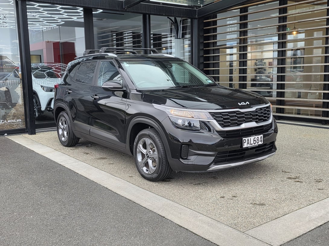 2022 Kia Seltos at Lexus of Hamilton