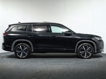 2026 Volkswagen Tayron at Ebbett Volkswagen & Škoda Hamilton
