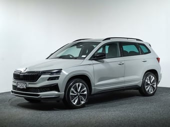 2022 Skoda Karoq at Ebbett Volkswagen & Škoda Hamilton