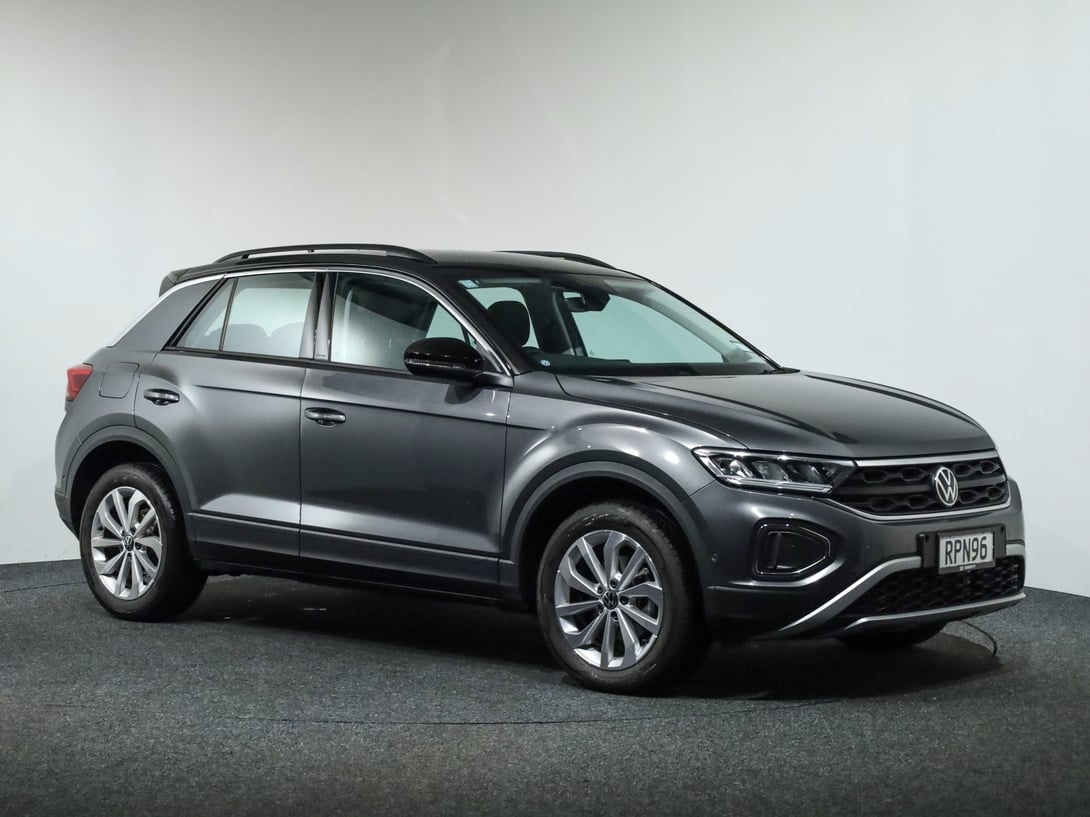 2026 Volkswagen T-Roc at Ebbett Volkswagen & Škoda Hamilton