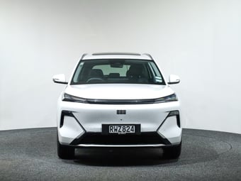 2026 Geely Starray EM-i at Ebbett The Base
