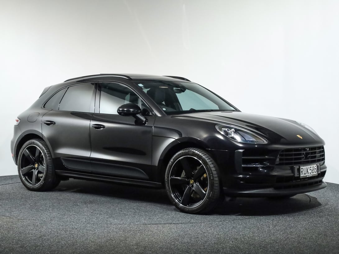 2019 Porsche Macan at Ebbett Volkswagen & Škoda Hamilton