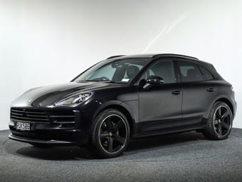 2019 Porsche Macan at Ebbett Volkswagen & Škoda Hamilton