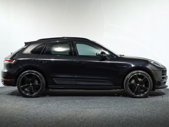 2019 Porsche Macan at Ebbett Volkswagen & Škoda Hamilton